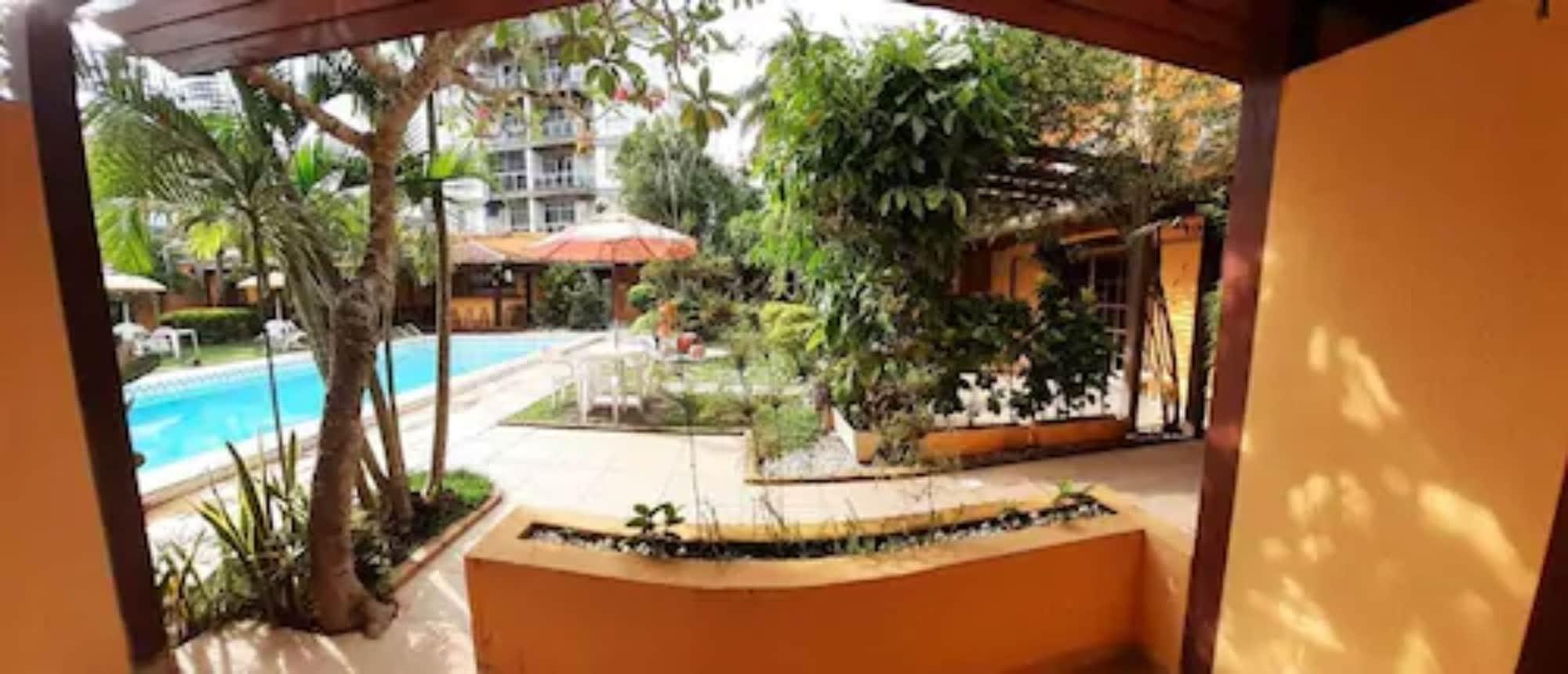 Hotel La Brise Cabo Frio Esterno foto