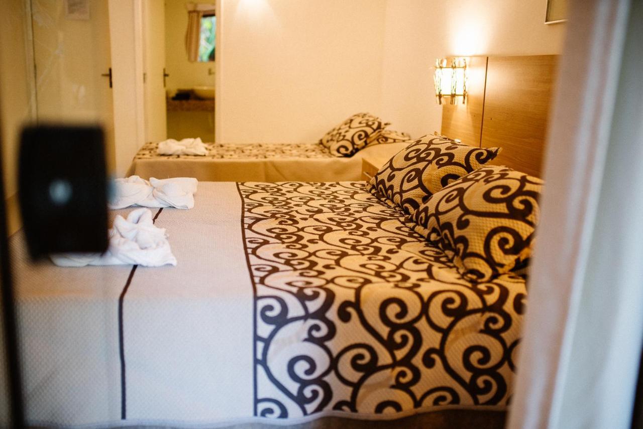 Hotel La Brise Cabo Frio Esterno foto